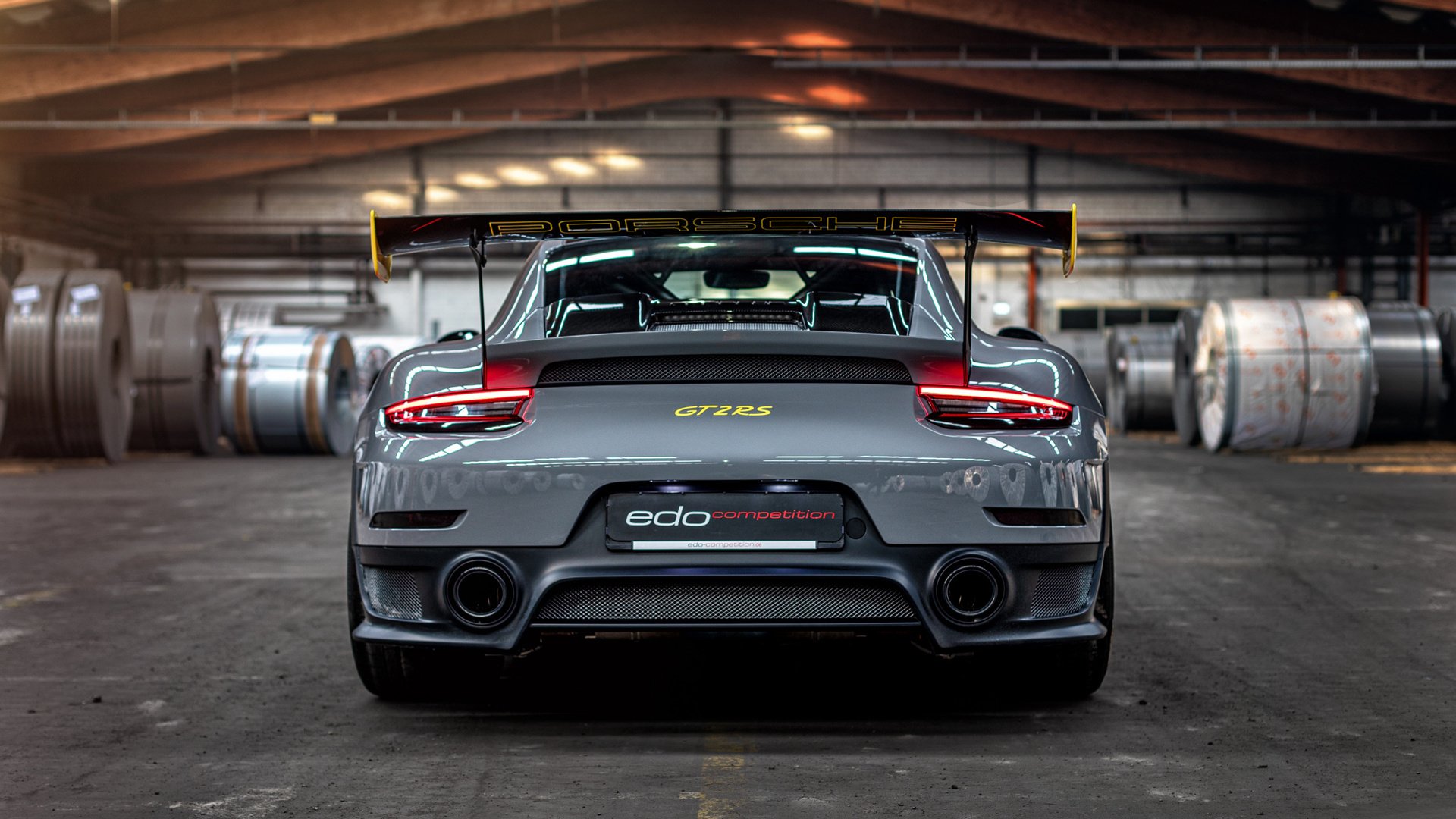 绿茵场上的地震,当德比硝烟未散,波斯铁骑已斩落欧洲红魔